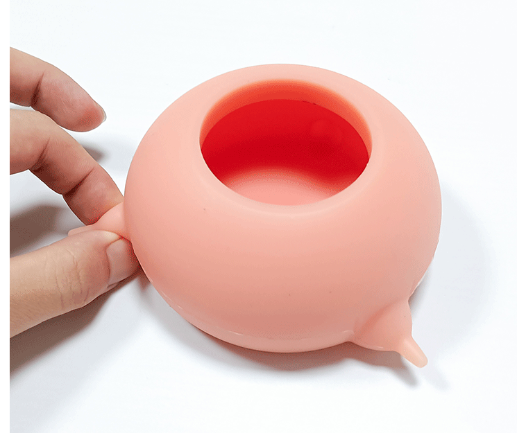 Pet milk feeding bowl